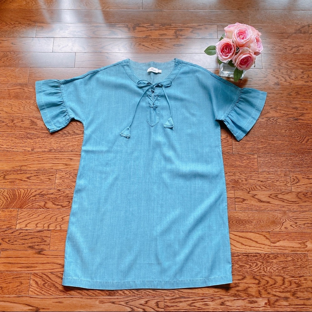 Dr111 Vineyard Vines Chambray Flutter Sleeve Dress - image 4